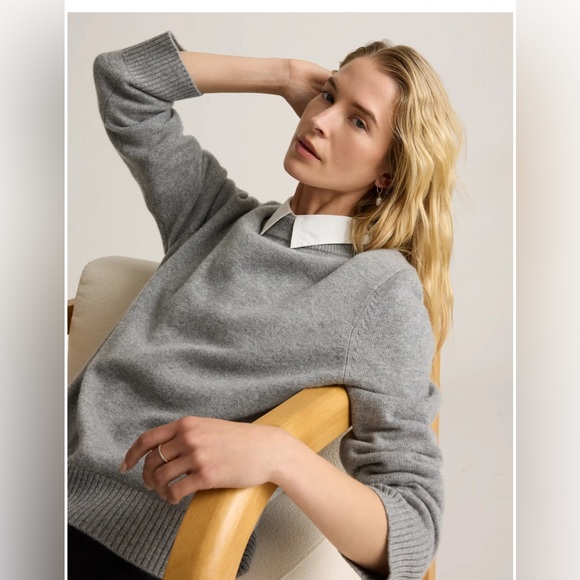 Quince Mongolian Cashmere Oversized Crewneck Heather Grey Sweater - Picture 3 of 12